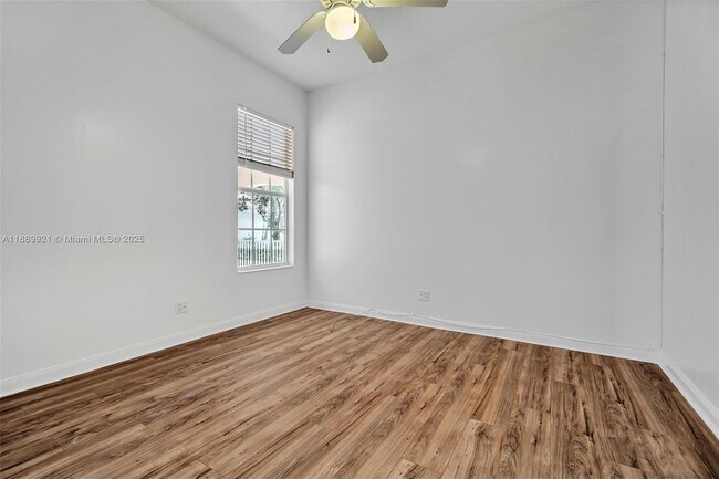 Building Photo - 8033 Kaliko Ln