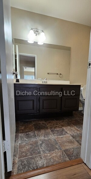 Building Photo - 4825 Country Grove Way