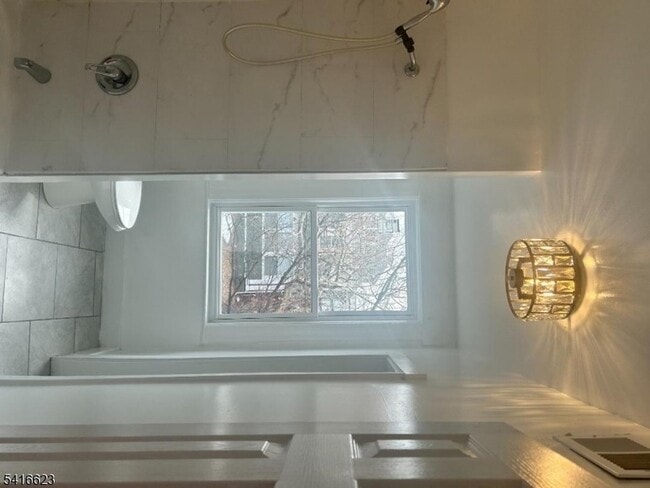 Building Photo - 21 Tillinghast St