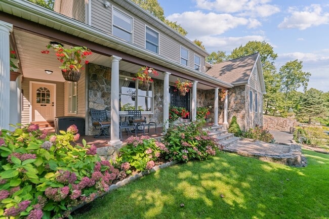 Building Photo - 145 CT-39