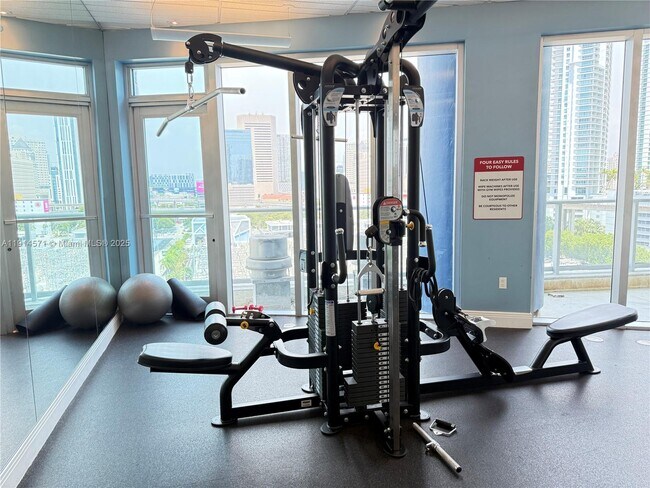 Building Photo - 185 SW 7th St