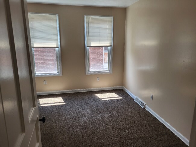Building Photo - 973 McKean Ave