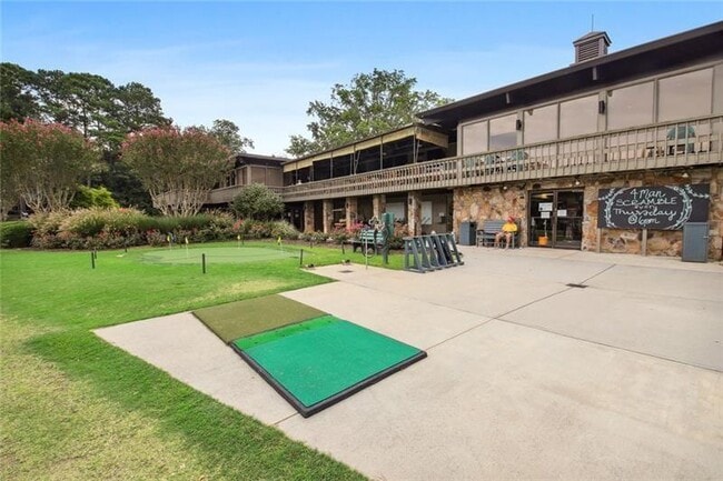 Building Photo - 75 Montre Square NW