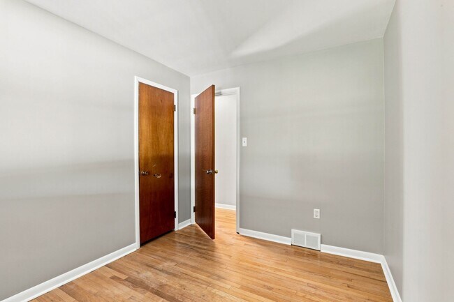 Building Photo - 2137 Old Philadelphia Pike