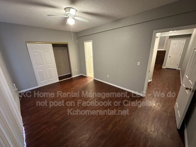 Building Photo - 5656 N Anita Ave