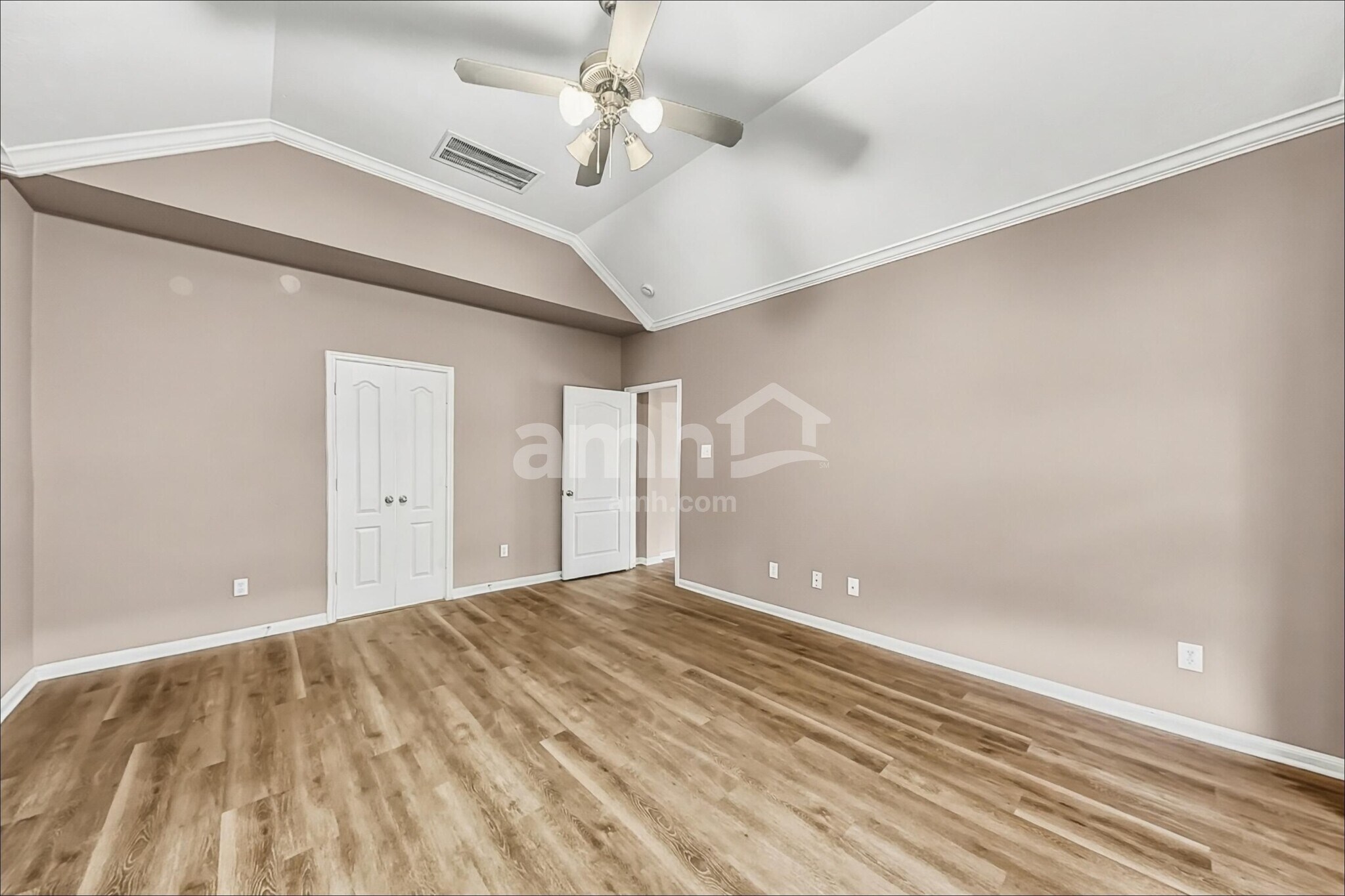 Building Photo - 2012 Haven Springs Ln