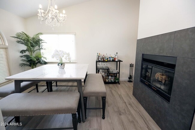 Building Photo - 11271 E Poinsettia Dr