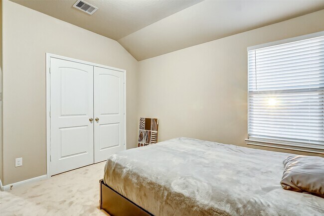 Building Photo - 18819 Brookside Rdg Ln