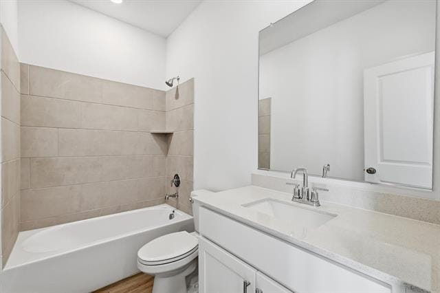 Building Photo - 1604 Adams Dr