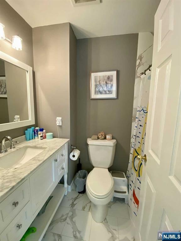 Building Photo - 144 Panorama Dr