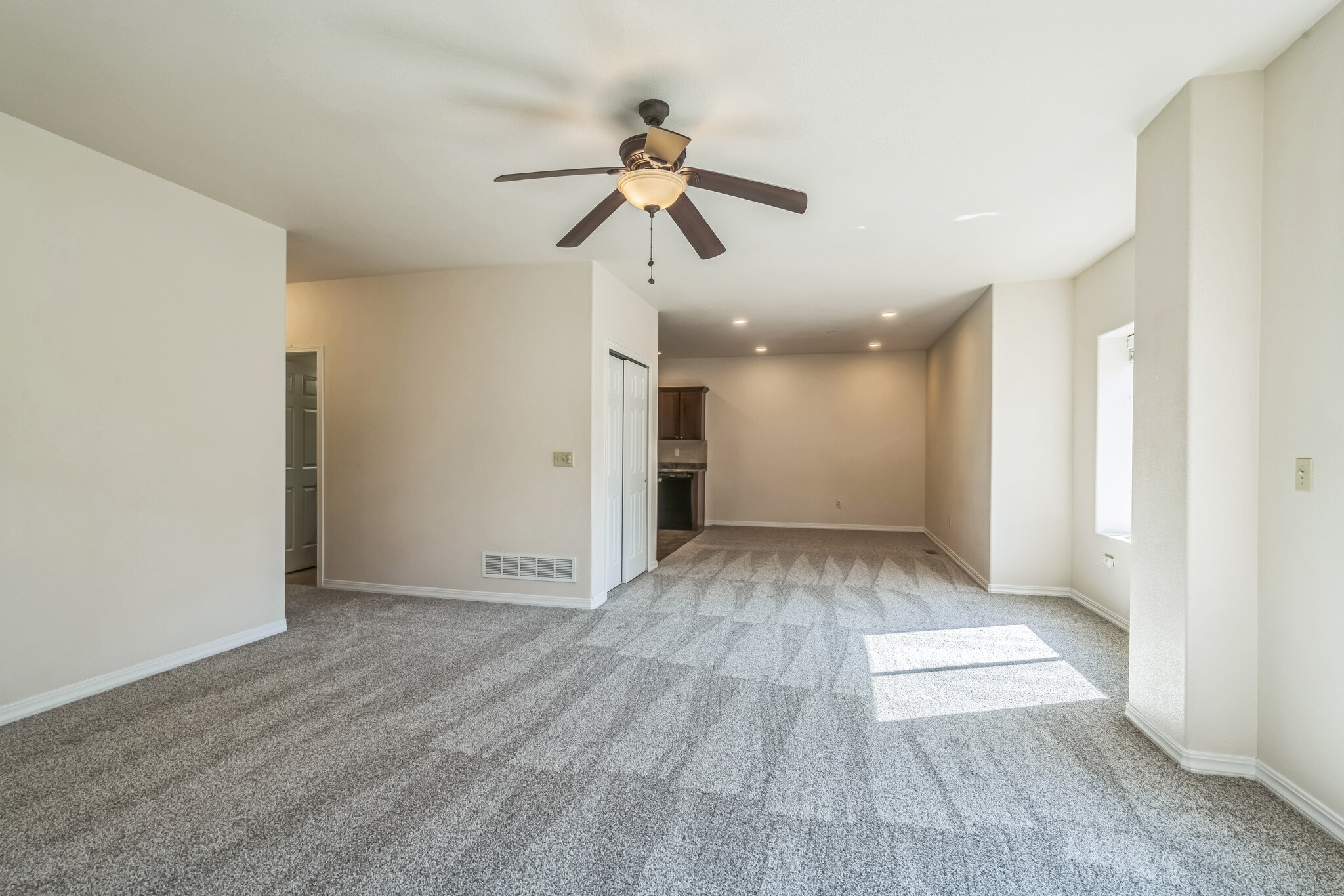 Building Photo - 1530 Little Bear Creek Pt