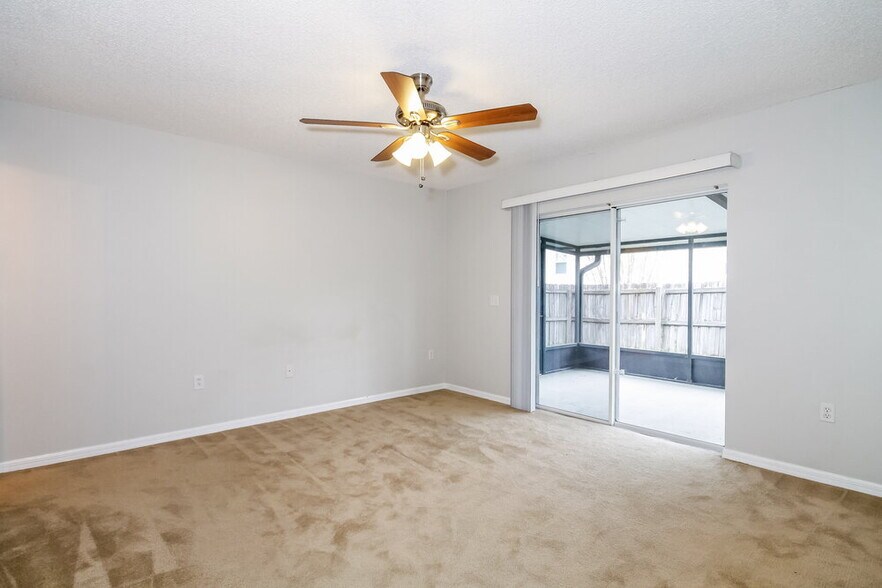 Building Photo - 30319 Birdhouse Dr