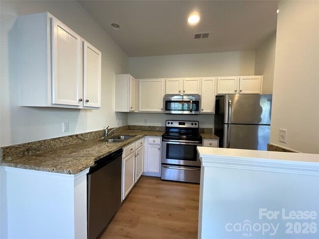 Building Photo - 7809 Lennoxshire Rd