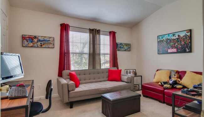 Building Photo - Coming Soon! Great Franklin Condo in Hardison Hills!