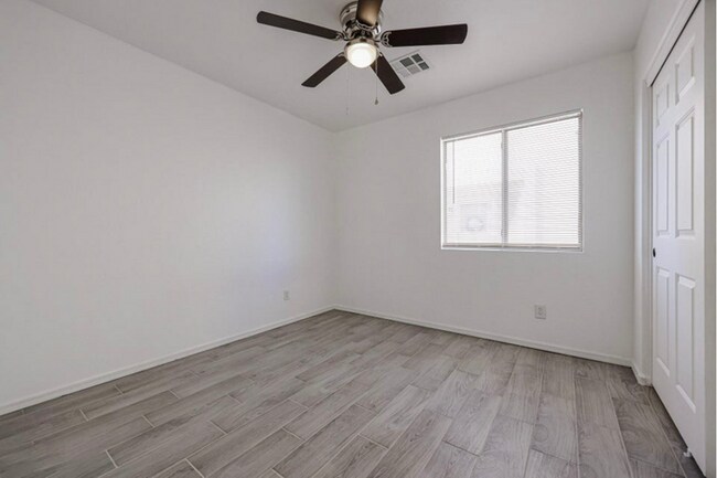 Building Photo - 4Bed/2Bath House in Buckeye! Move-In Ready on 06/04/2026!