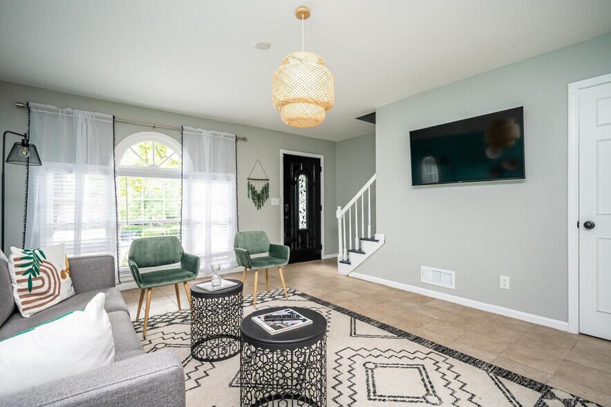 Building Photo - 1263 Sweet Pine Dr