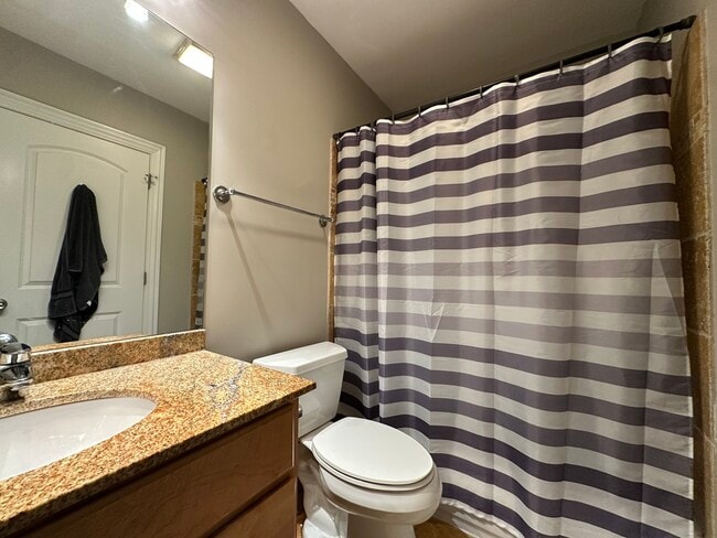 Building Photo - 2402 W McLean Ave