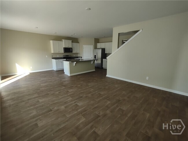 Building Photo - 378 Hogan Dr