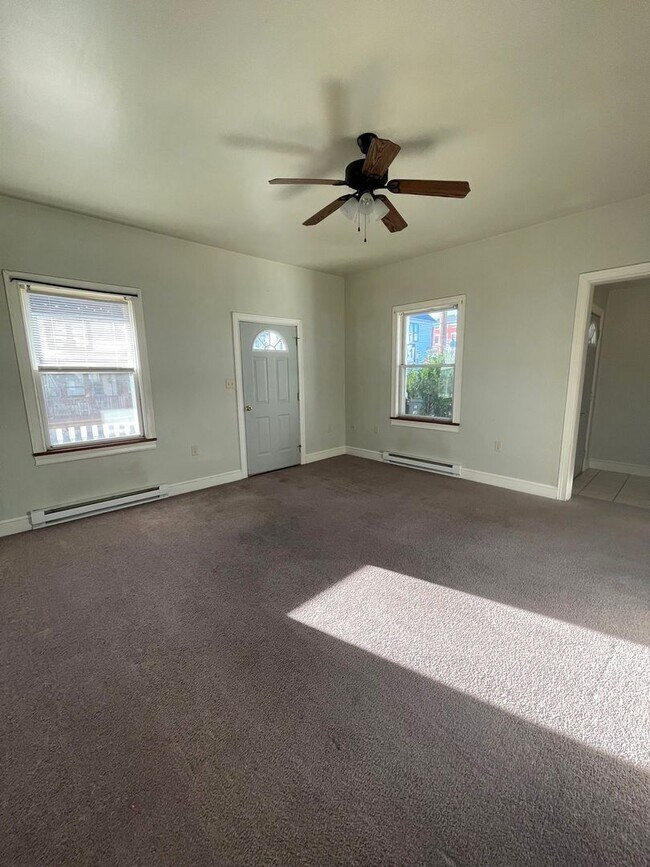 Building Photo - 336-338 Union St