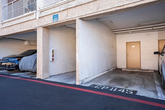 Building Photo - 5252 Orange Ave