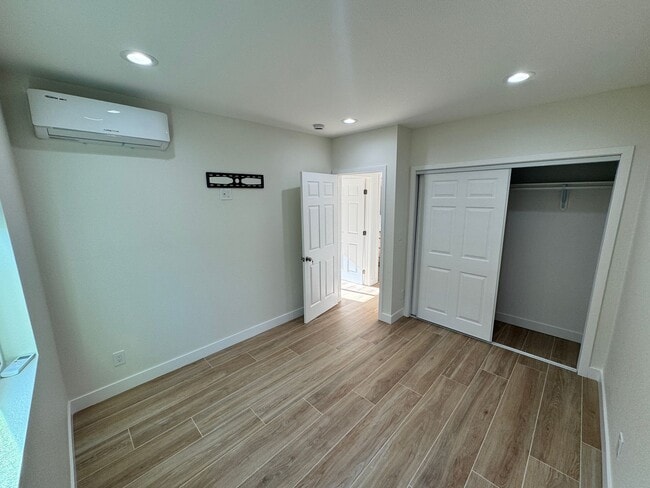 Building Photo - Beautifully Built 2-bedroom, 1.5-bath ADU ...