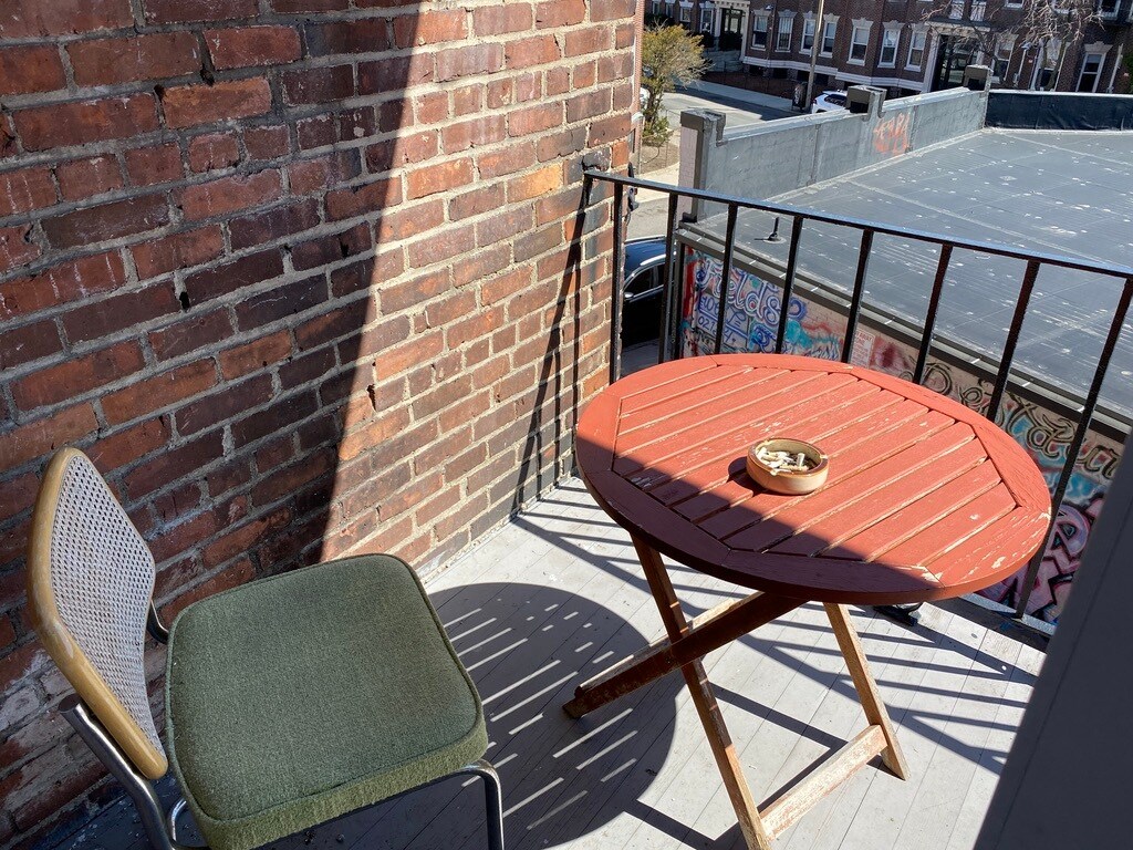 Building Photo - 4 Price Rd