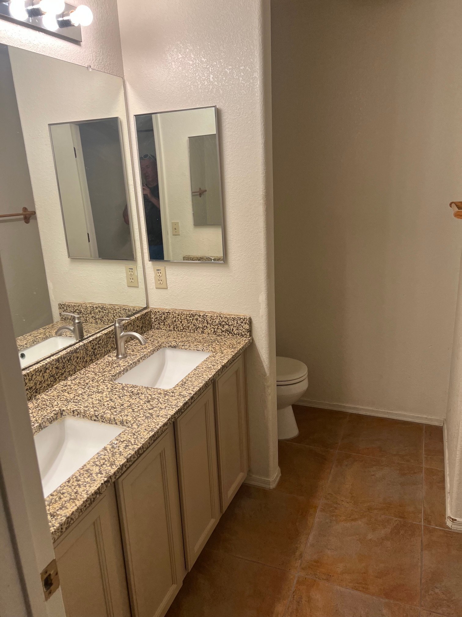 Building Photo - 2550 S Perillo Dr
