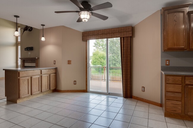 Building Photo - 12912 Silver Springs Ln
