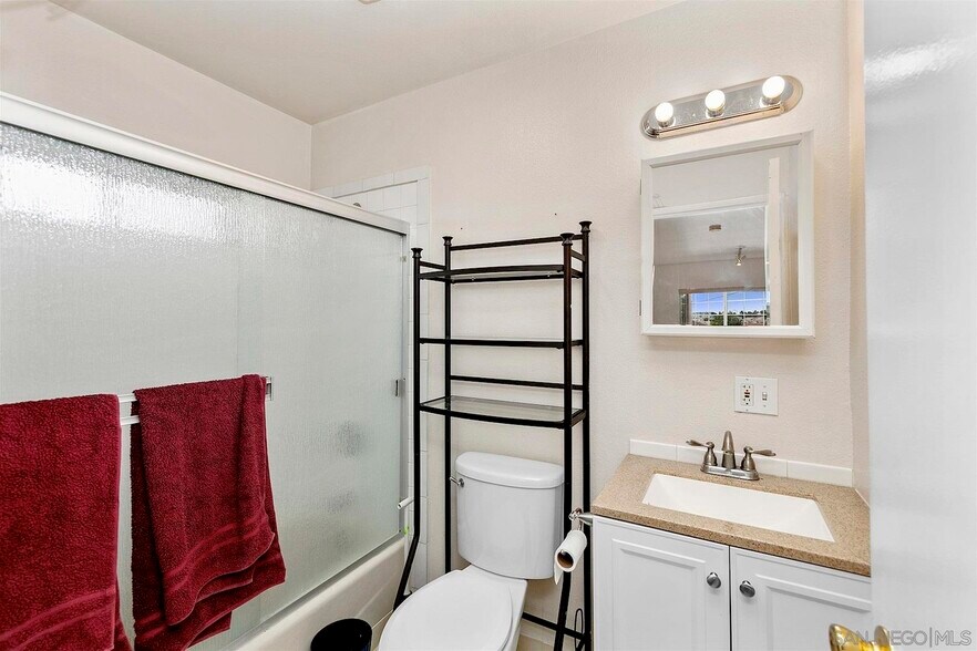 Building Photo - 3720 Louisiana St