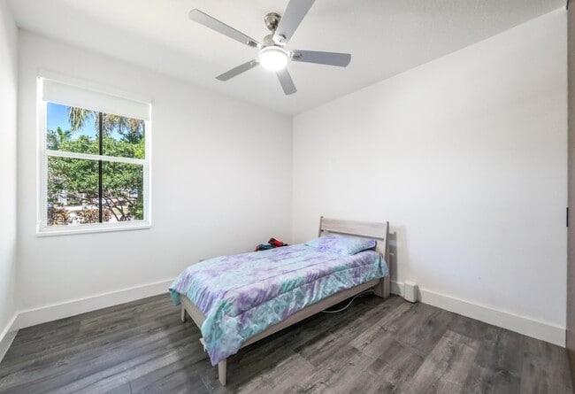 Building Photo - 1250 Placid Ct