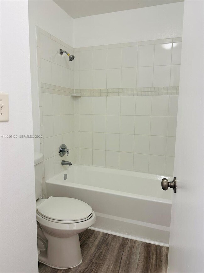 Building Photo - 8102 SW 21st Ct