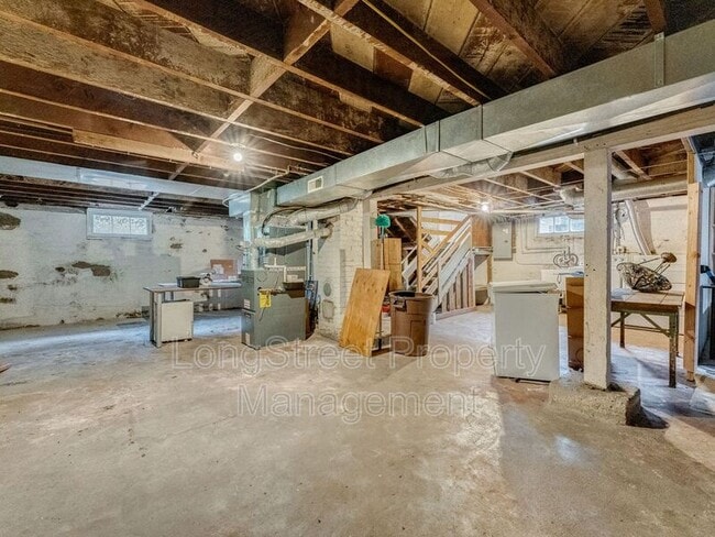 Building Photo - 2230 SE 51st Ave