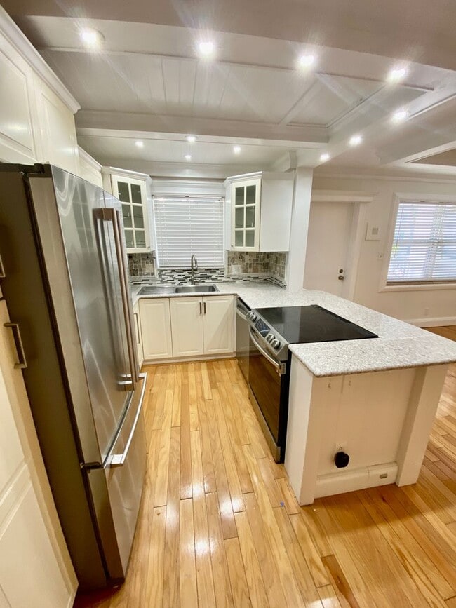 Building Photo - Great Condo in Pompano Beach Just West of ...