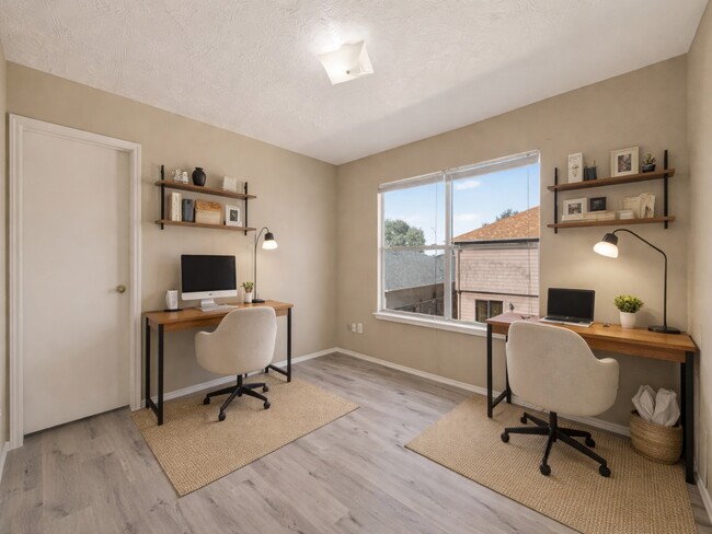 Building Photo - 8814 Sage Pl Dr