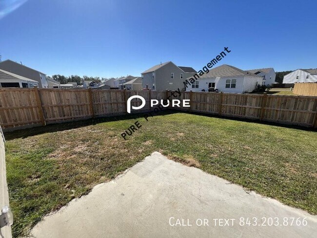 Building Photo - 148 Lagoona Dr