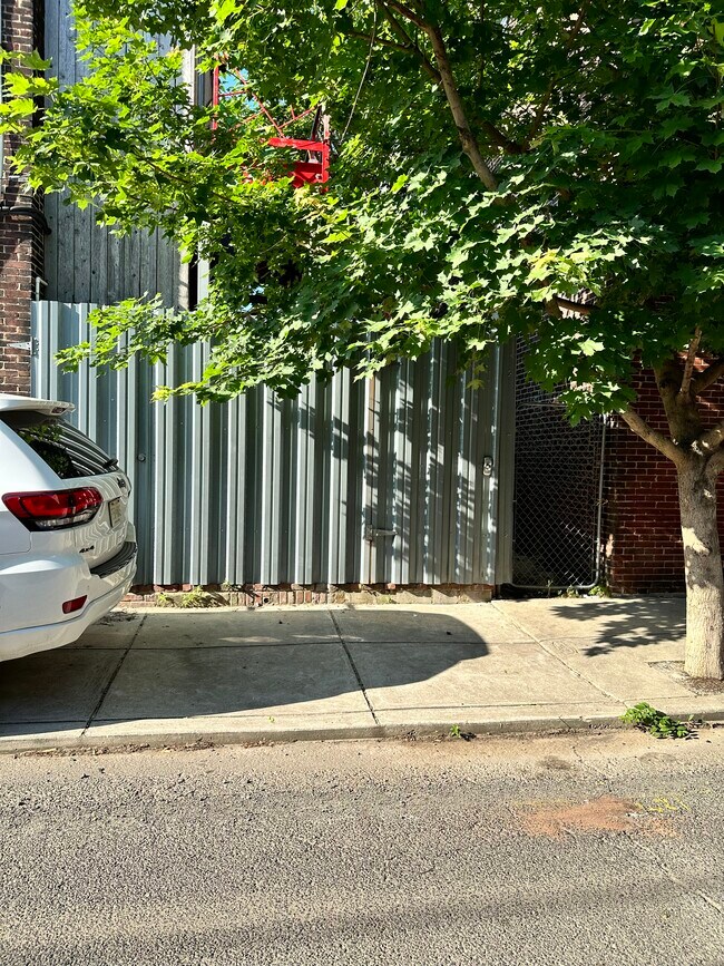 unit entrance - 1108 S 22nd St