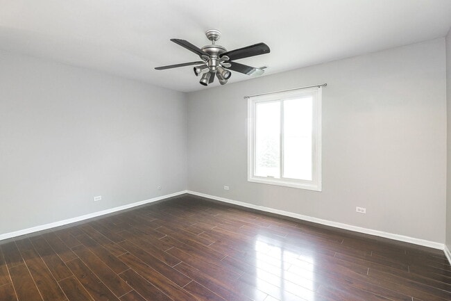 Building Photo - 1782 Gloucester Ct