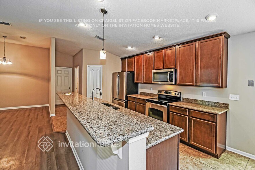 Building Photo - 308 W Adelaide Dr