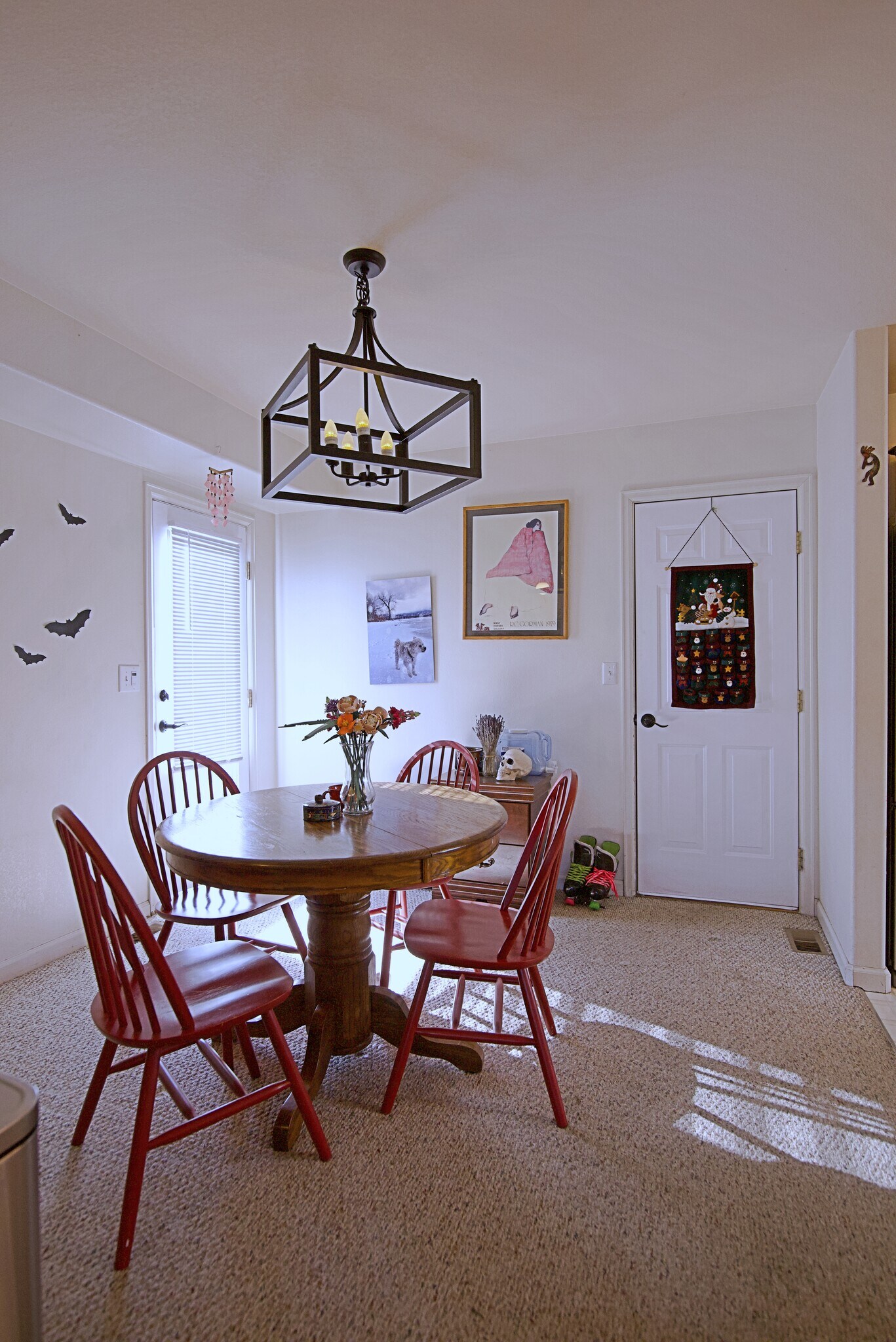 Dining Room w/ door onto double car garage - 903 Terry St