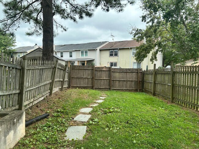 Building Photo - 5442 Princess Dr