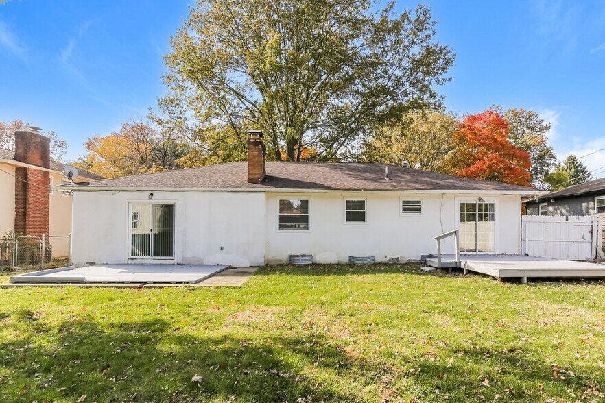 Building Photo - 1392 Devonhurst Dr