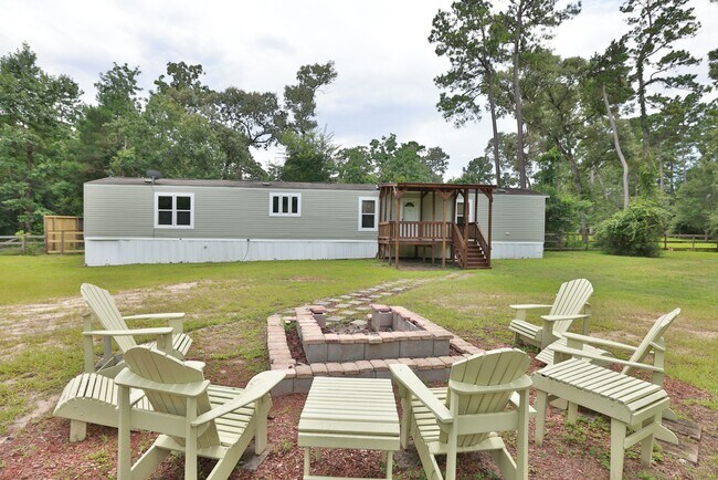 Building Photo - 33940 Ansley Rd