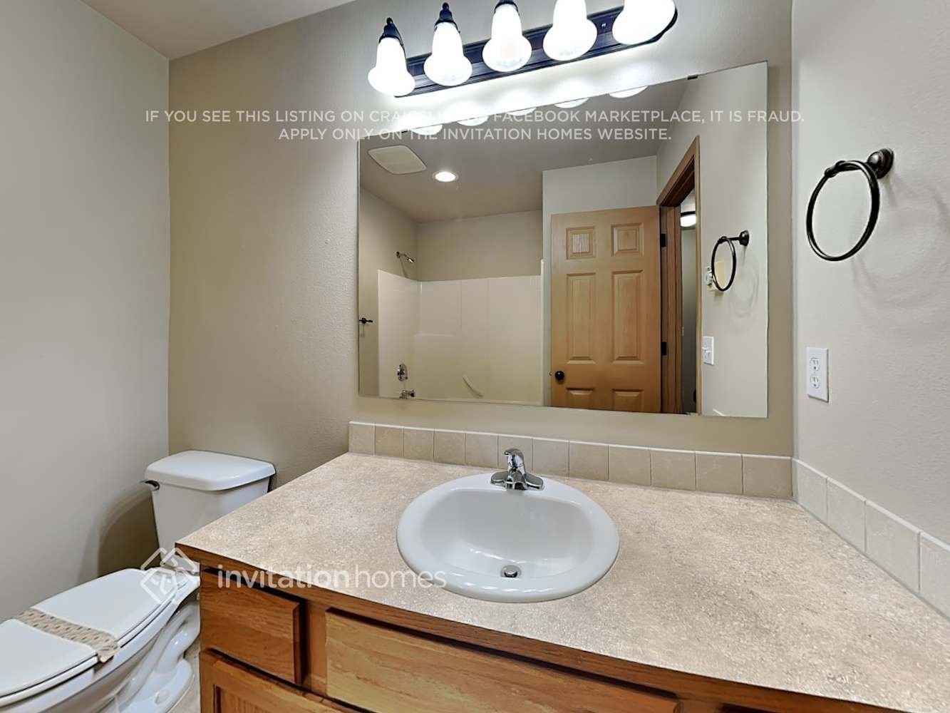 Building Photo - 10207 Broadway Ave S