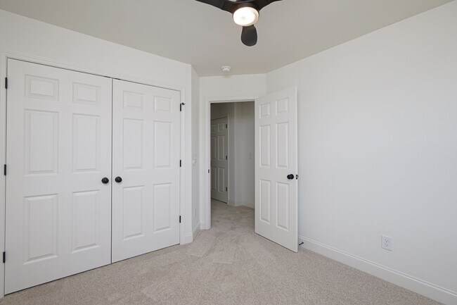 Building Photo - Brand new Duet Style Townhome in Charlotte!