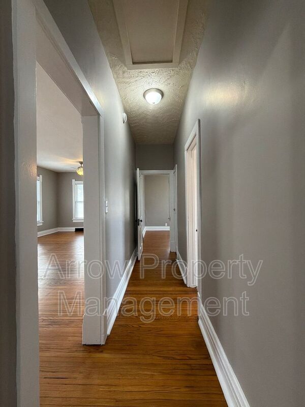 Building Photo - 1928 S 10th St