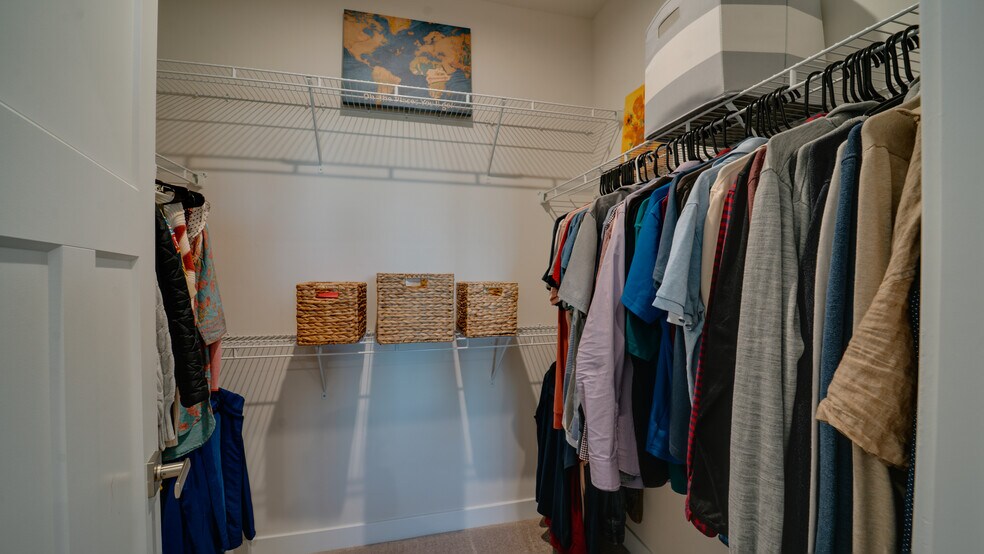 Building Photo - 2630 Jetstream Rd