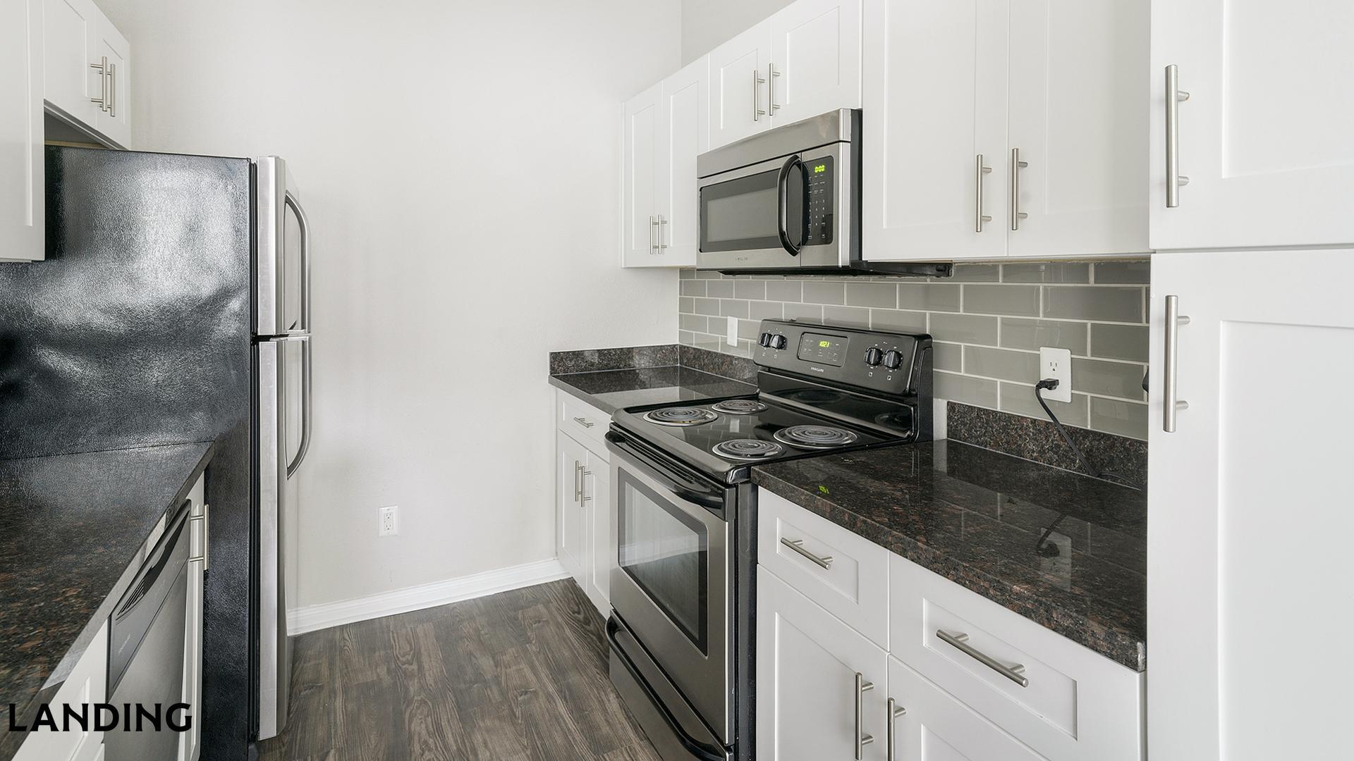 Building Photo - 2500 Woodland Park Dr