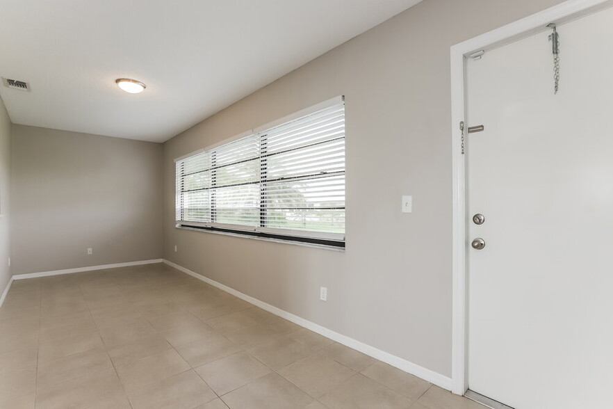 Building Photo - 1802 Fort Duquesna Dr
