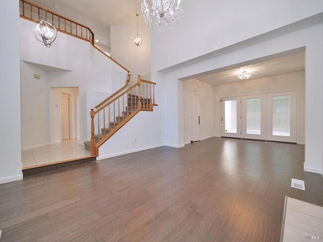 Building Photo - 3500 Crownridge Dr