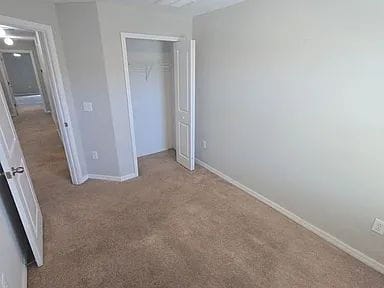 Building Photo - Spacious Townhome with Pond Views | 3BR + Loft + Screened Patio